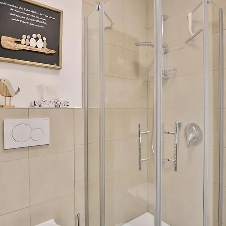 Residenz Alte Bergstrasse Residenz Alte Bergstrasse 5 شاربوتس